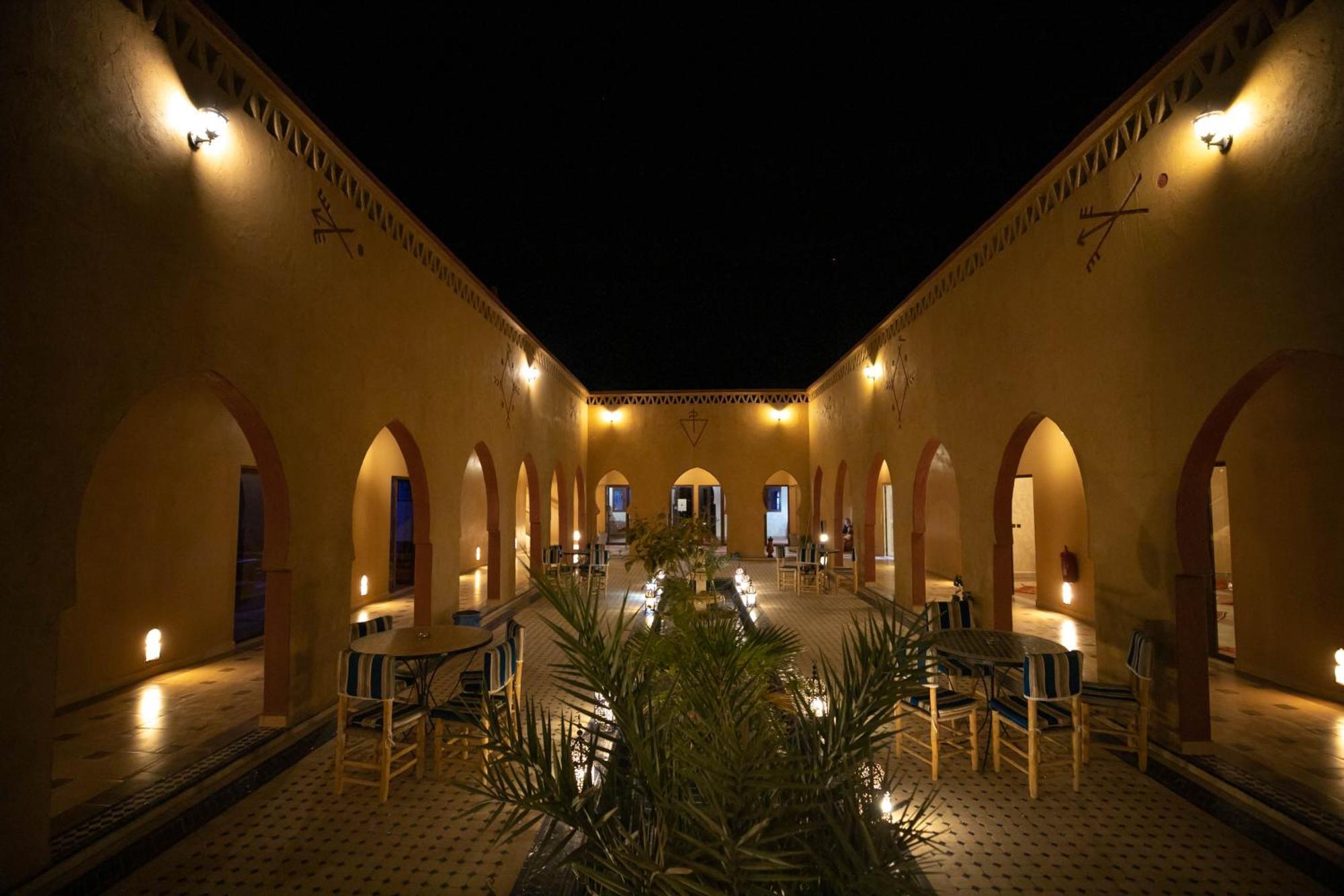 Berber Palace Merzouga Luaran gambar